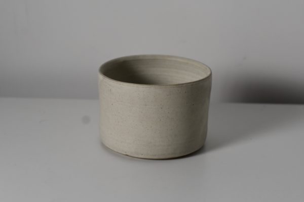 Off White Bucket Pot