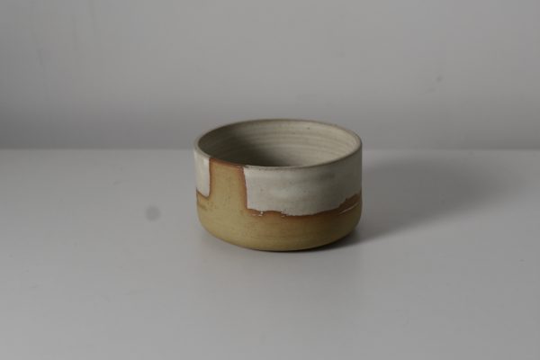 Off-White Collared Bucket Pot