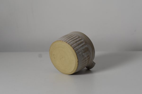 Small White Faceted Pourer - Image 3
